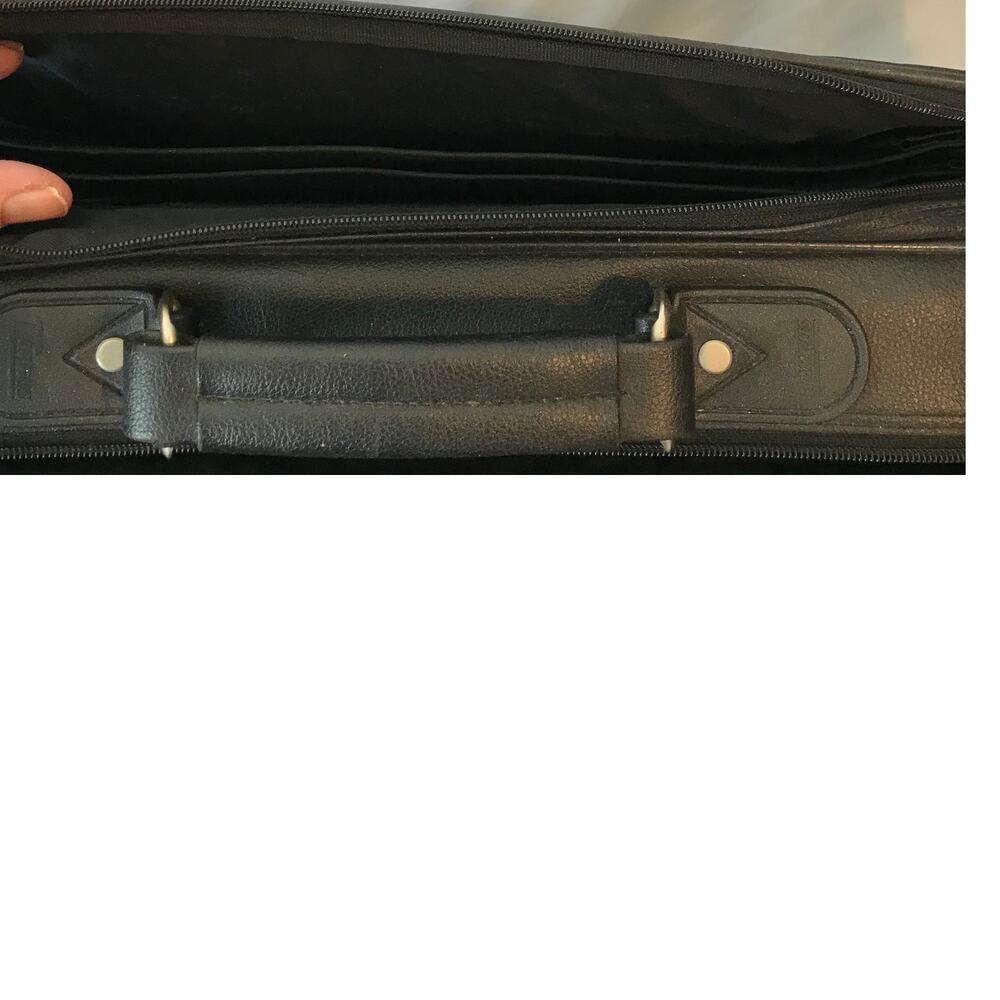 Targus Faux Leather Computer Briefcase - Picture 5 of 6